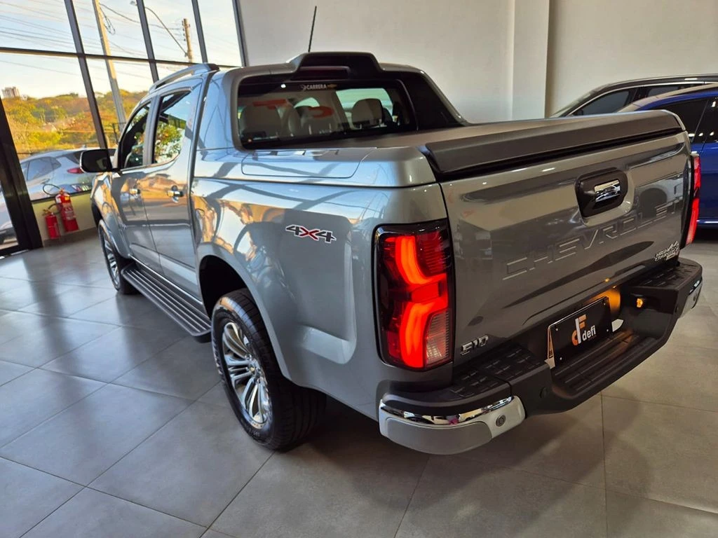 CHEVROLET S10