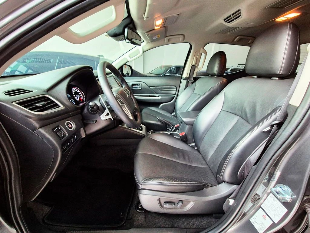 MITSUBISHI L200 TRITON