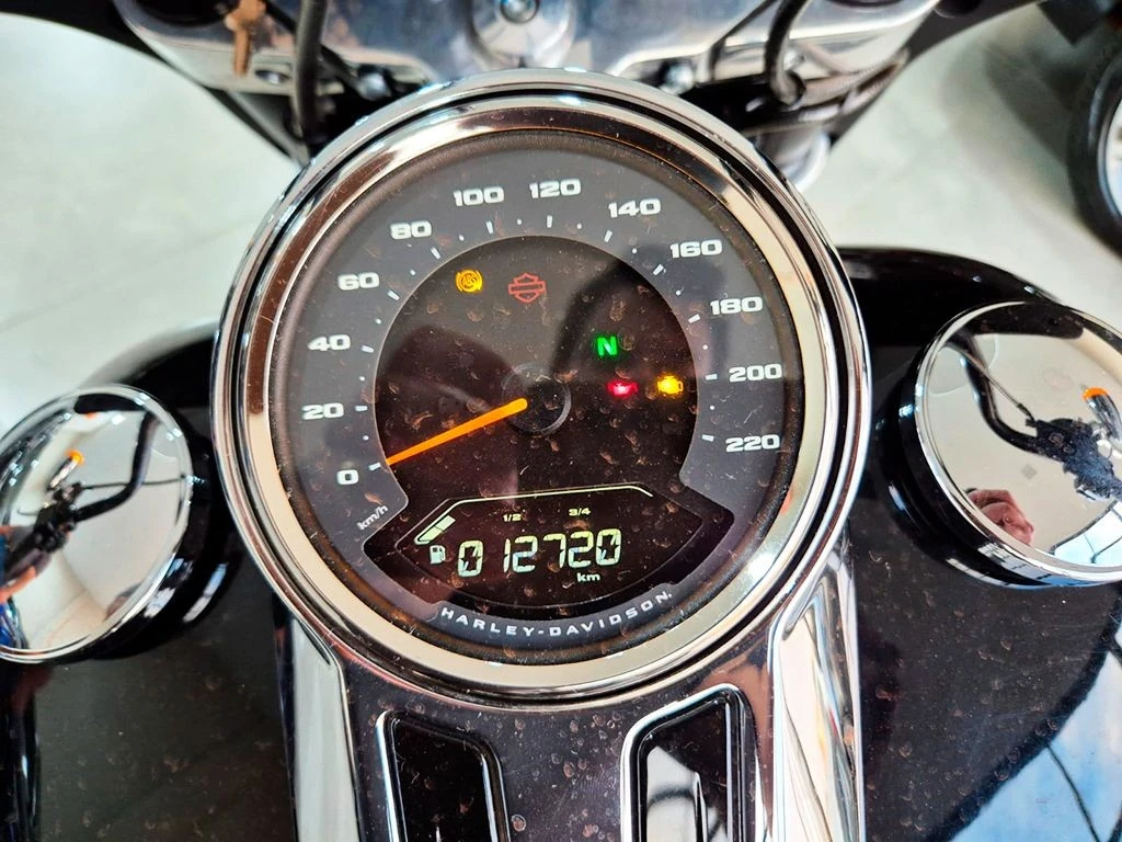 HARLEY-DAVIDSON SPORT GLIDE
