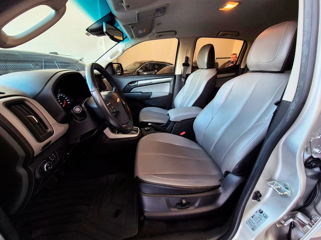 CHEVROLET S10