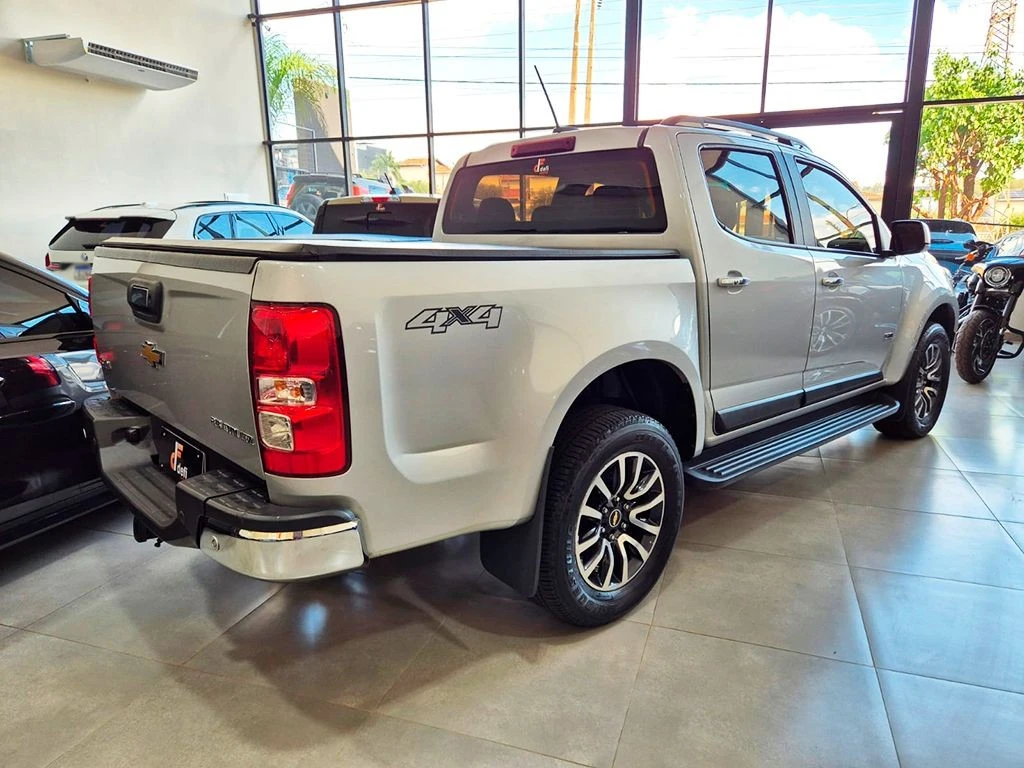 CHEVROLET S10