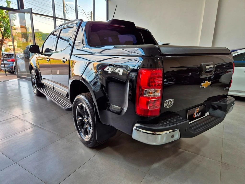 CHEVROLET S10