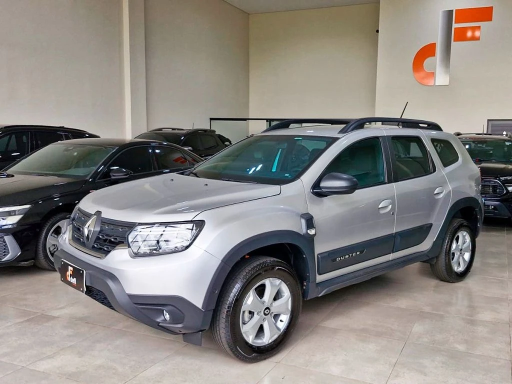 RENAULT DUSTER