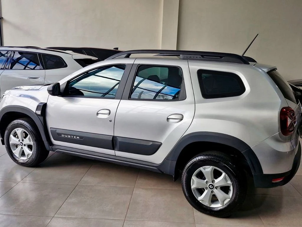 RENAULT DUSTER