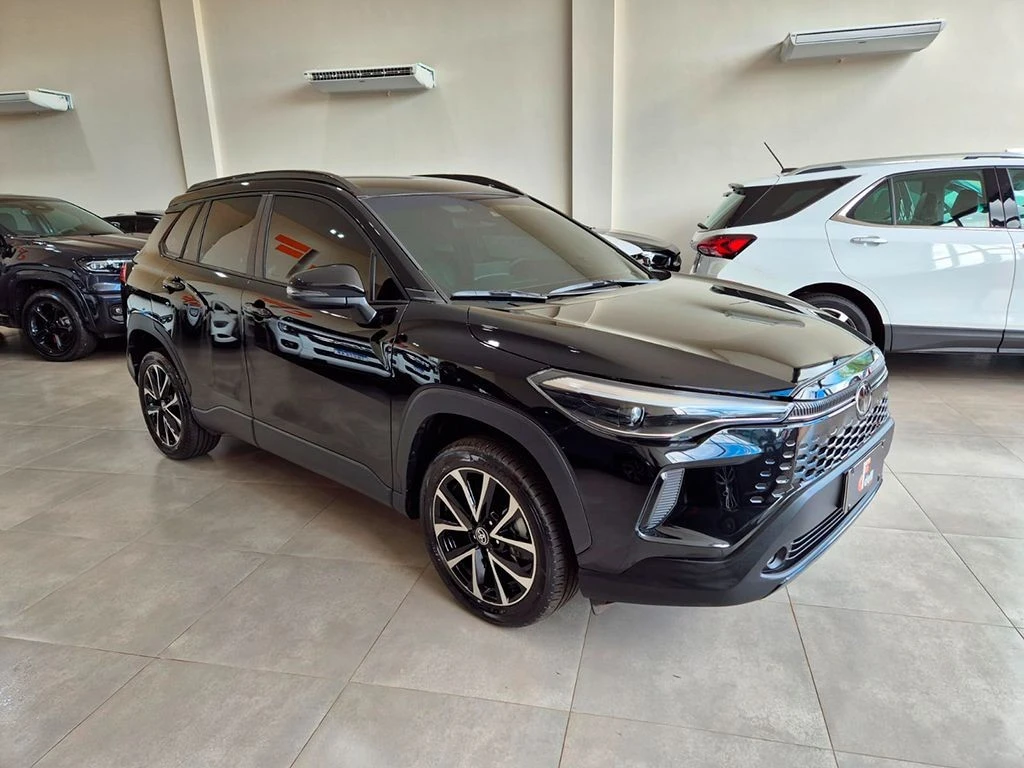 TOYOTA COROLLA CROSS