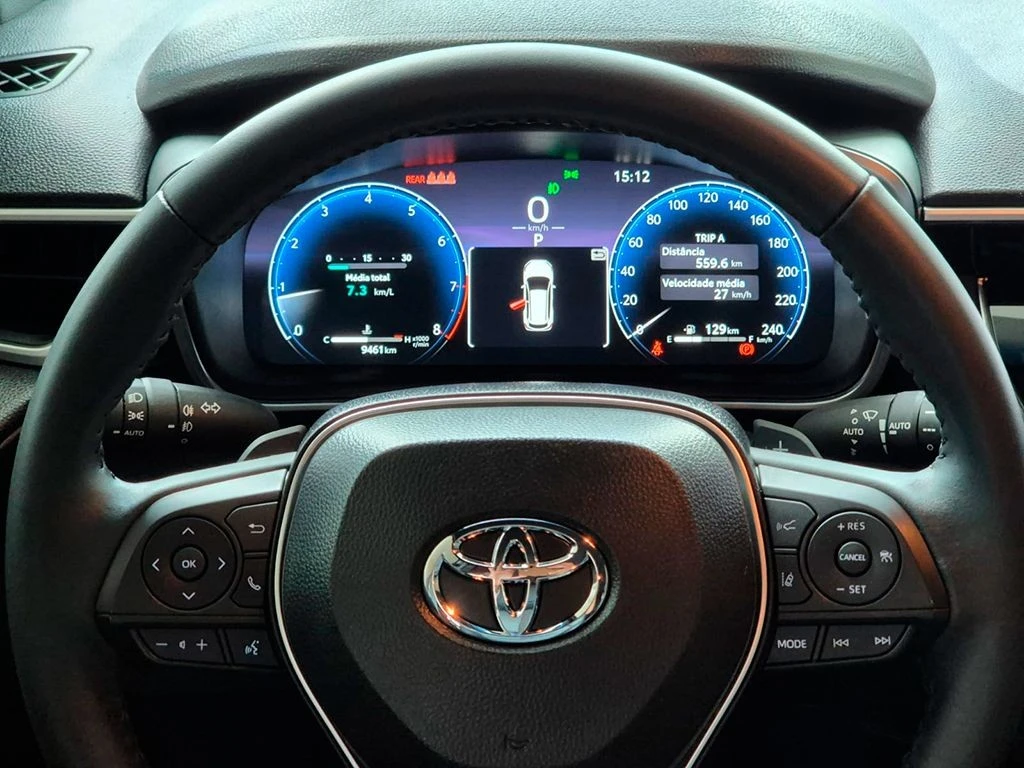 TOYOTA COROLLA CROSS