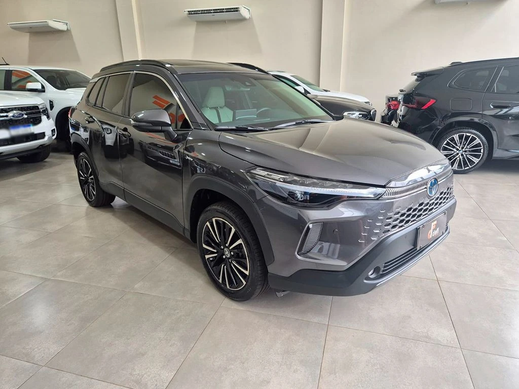 TOYOTA COROLLA CROSS