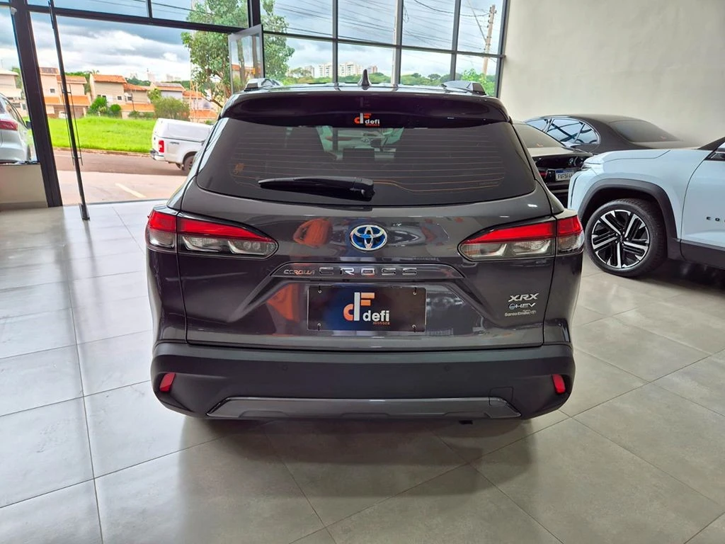 TOYOTA COROLLA CROSS