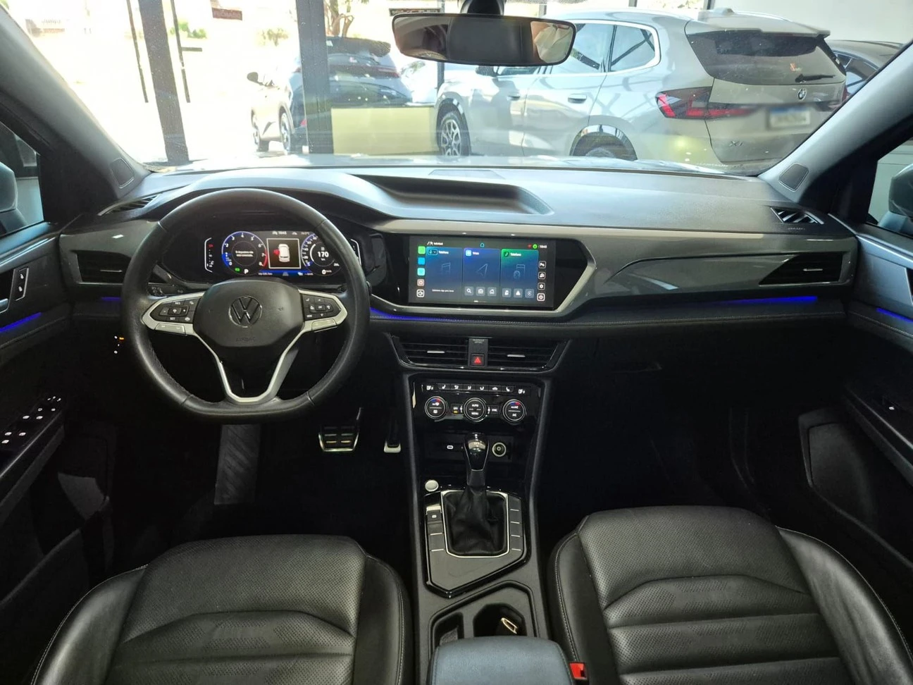 VOLKSWAGEN TAOS