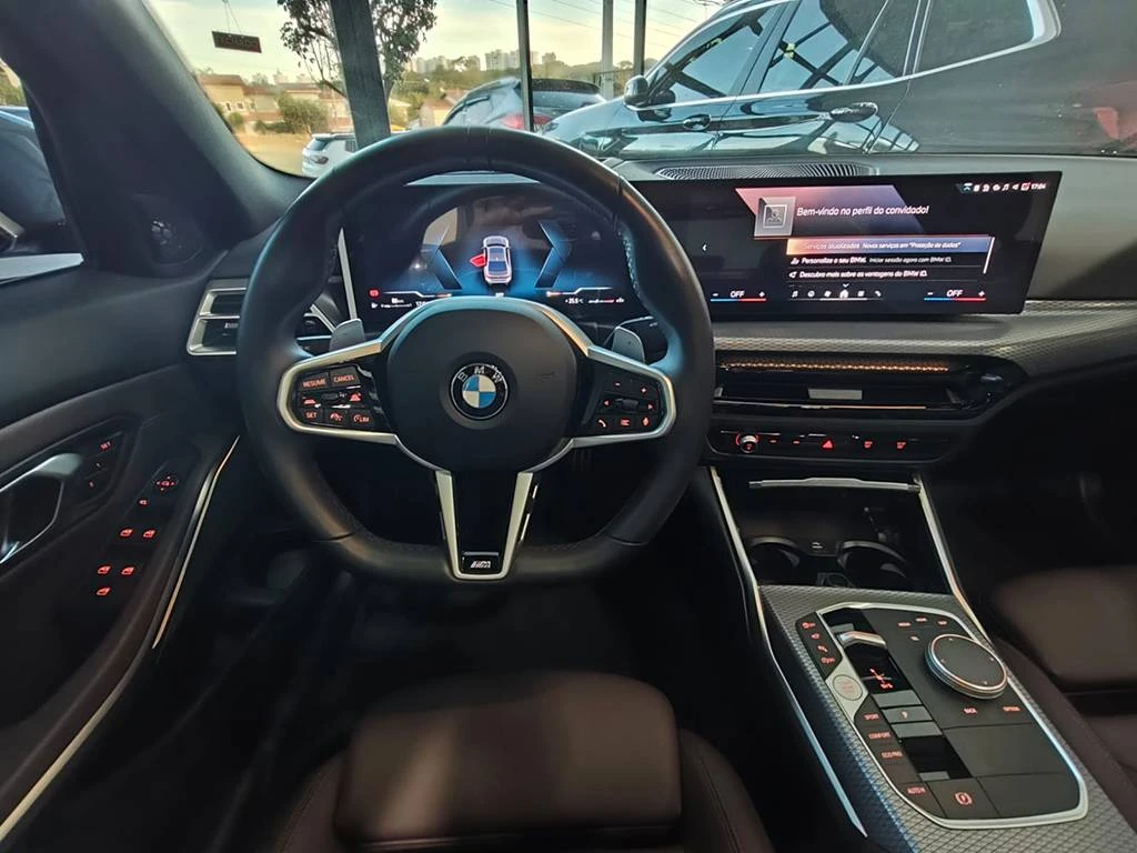 BMW 320i