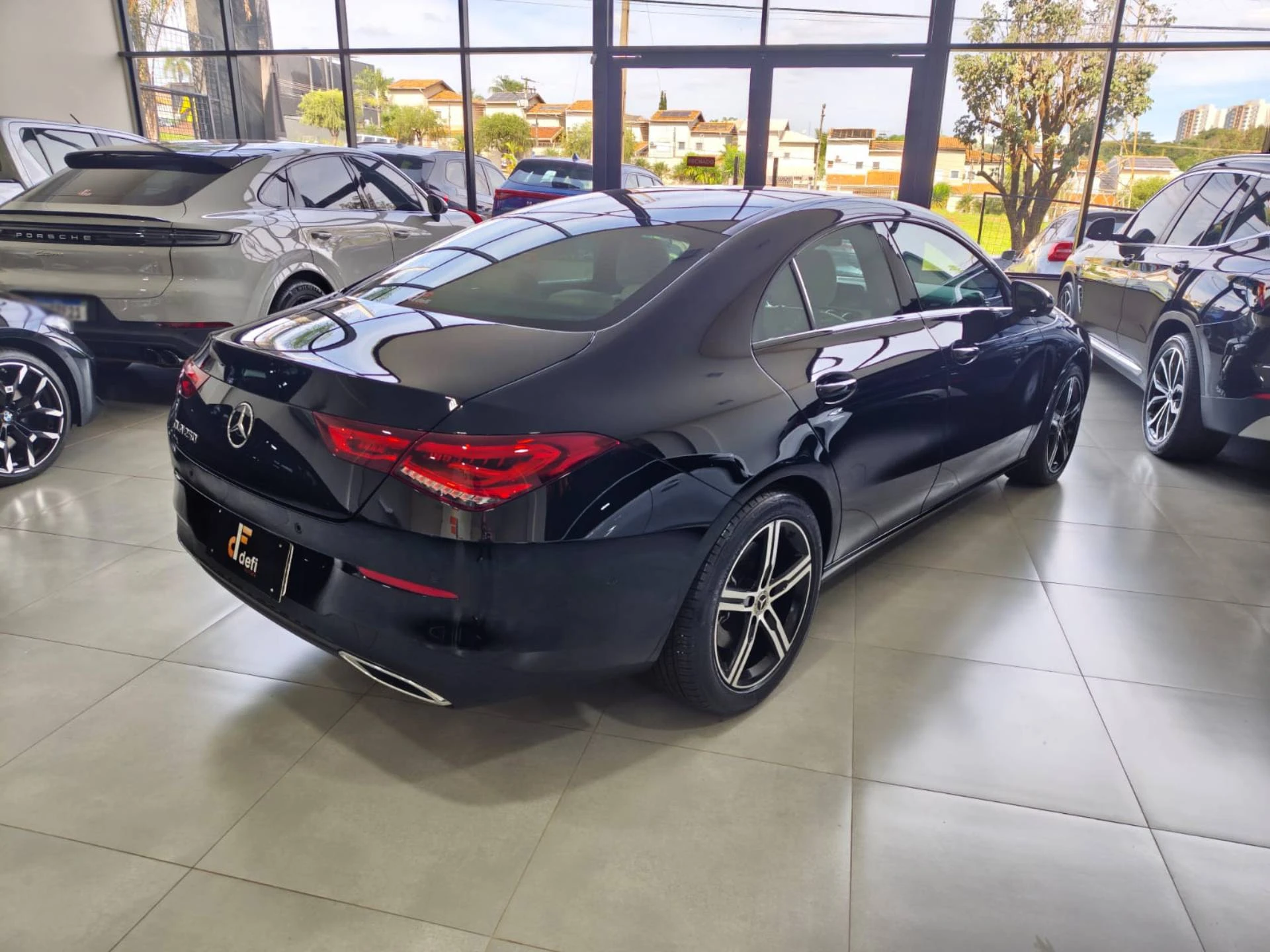 MERCEDES-BENZ CLA 250