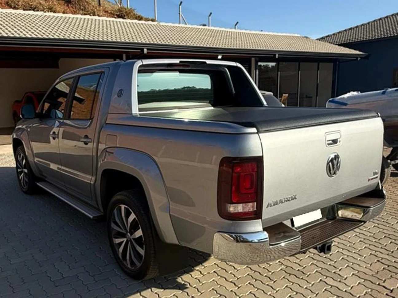 VOLKSWAGEN AMAROK