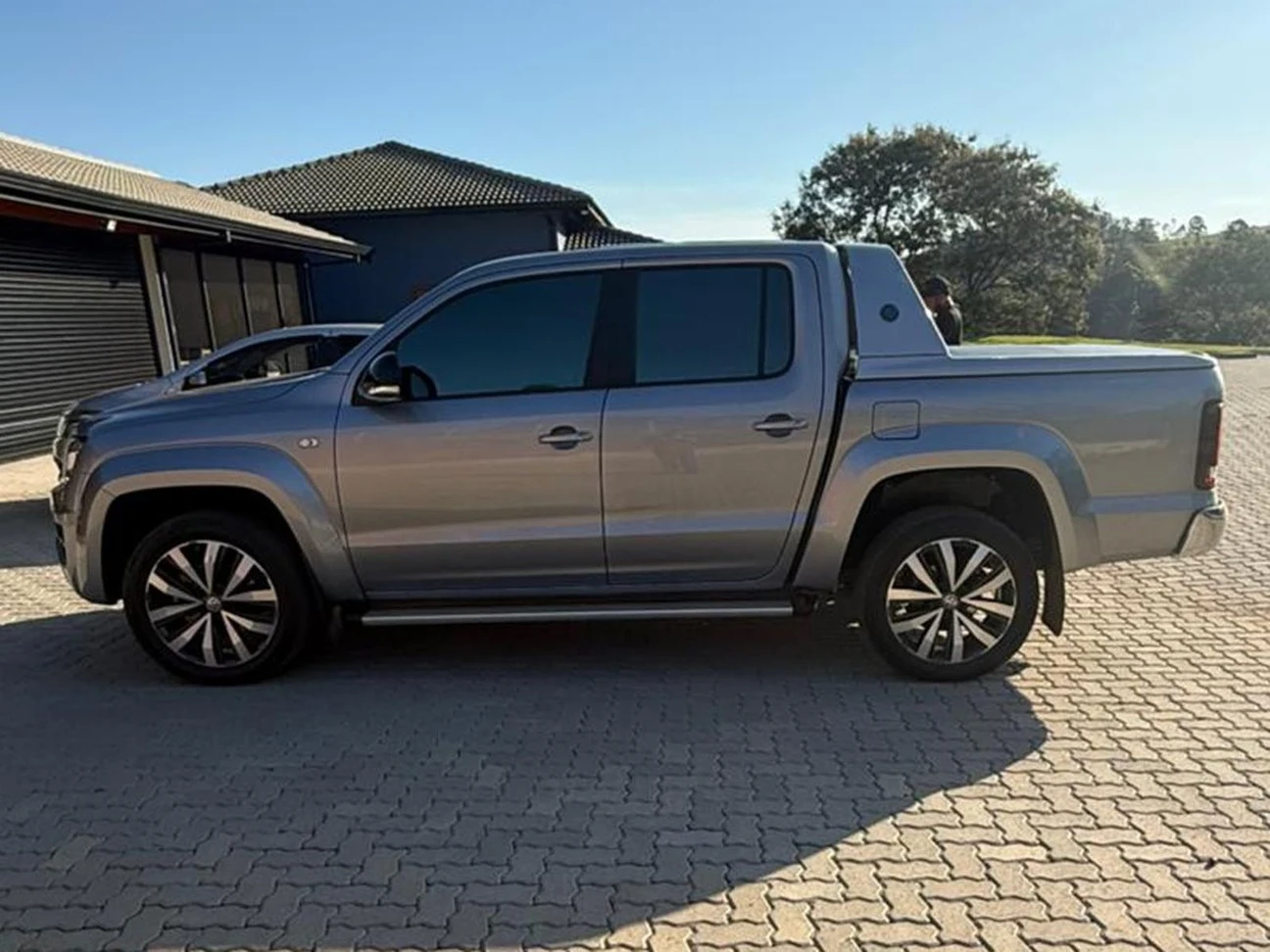 VOLKSWAGEN AMAROK