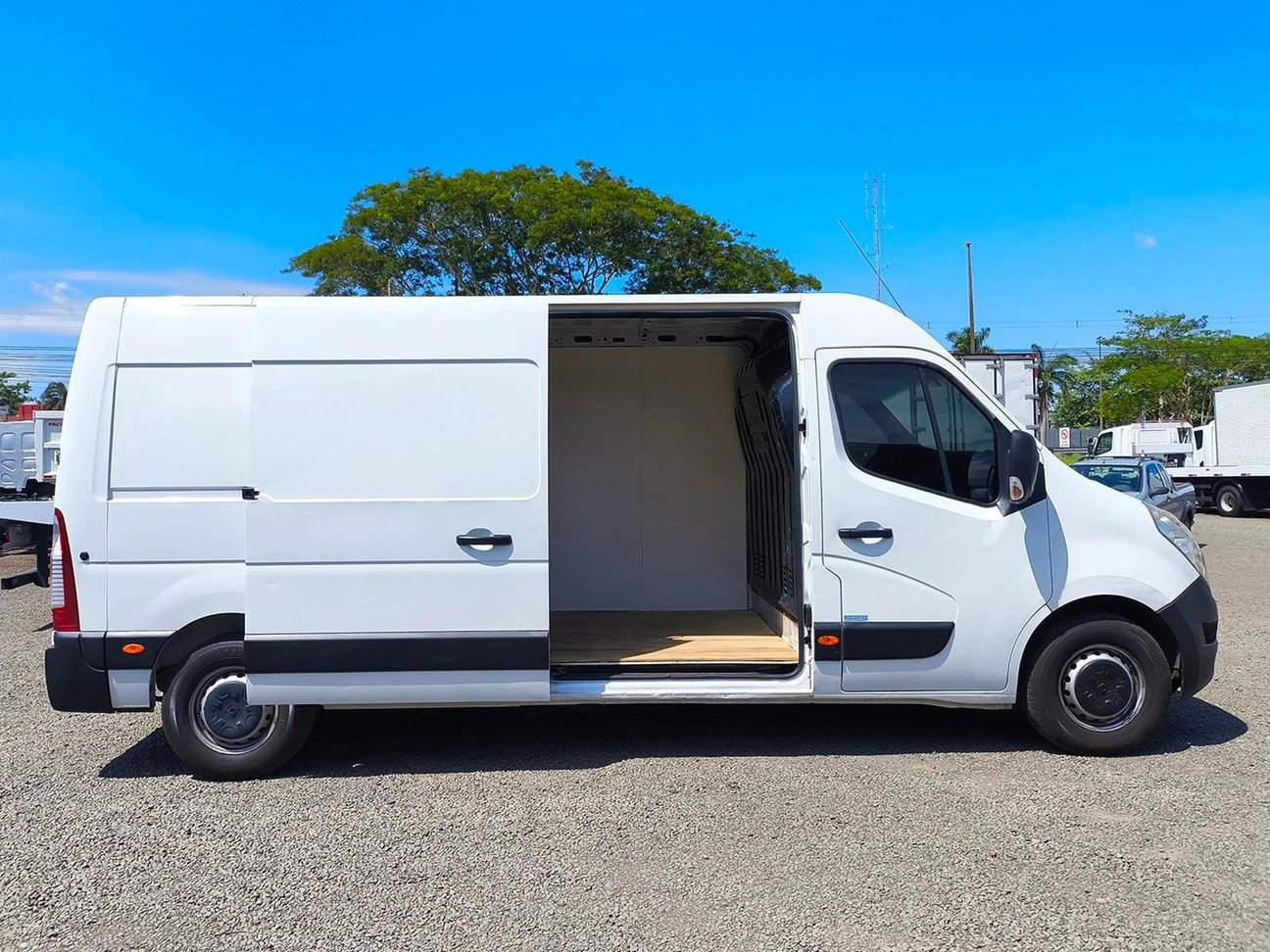 RENAULT MASTER