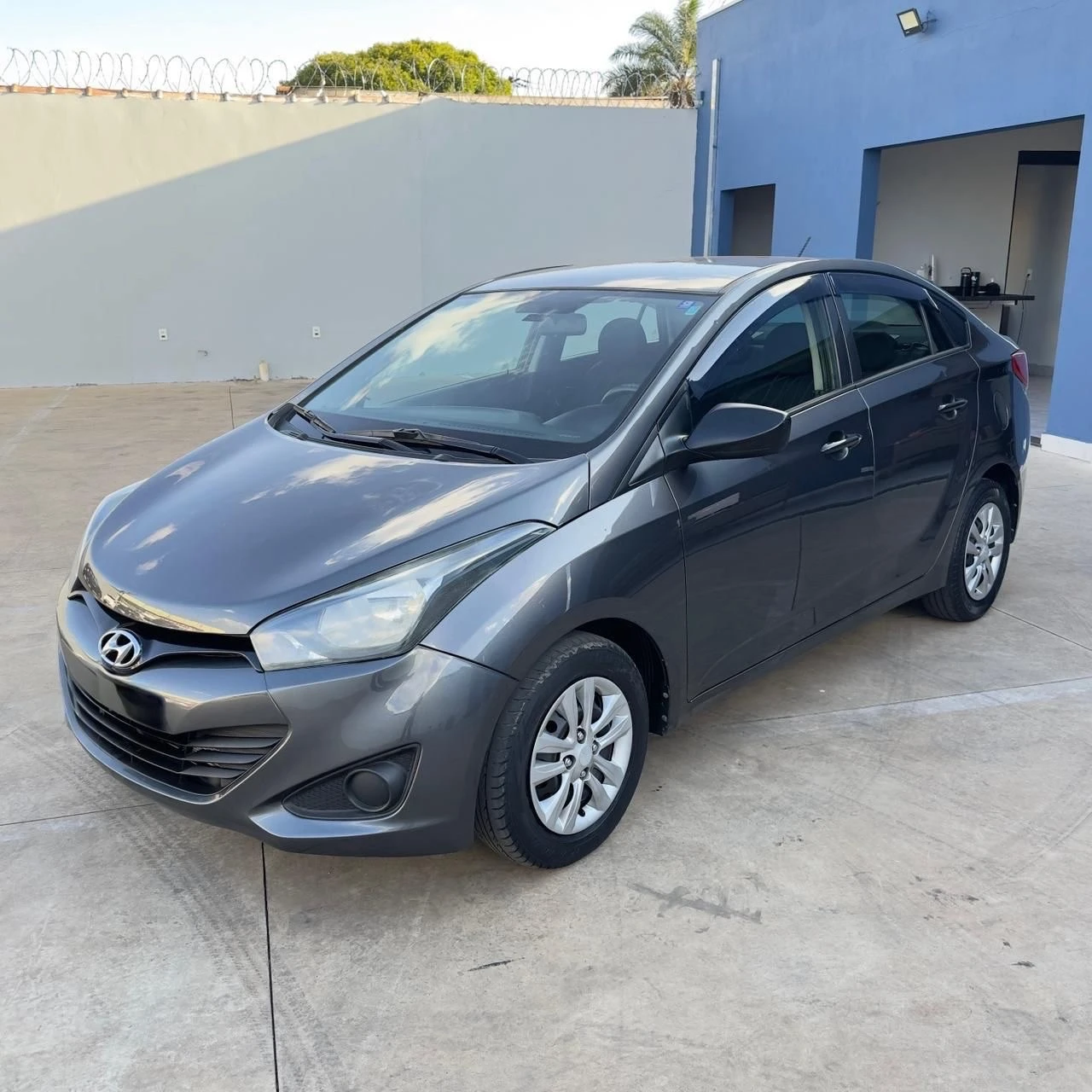 HYUNDAI HB20S
