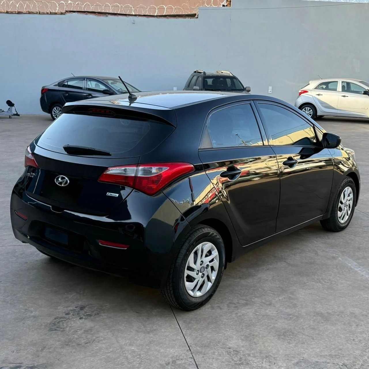 HYUNDAI HB20