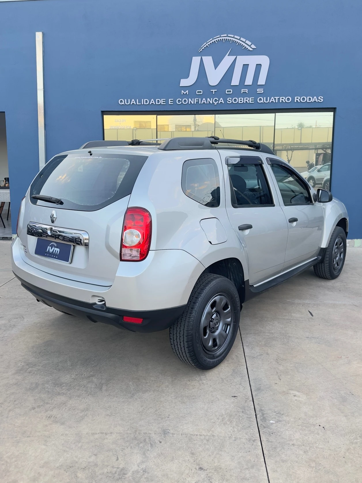 RENAULT DUSTER