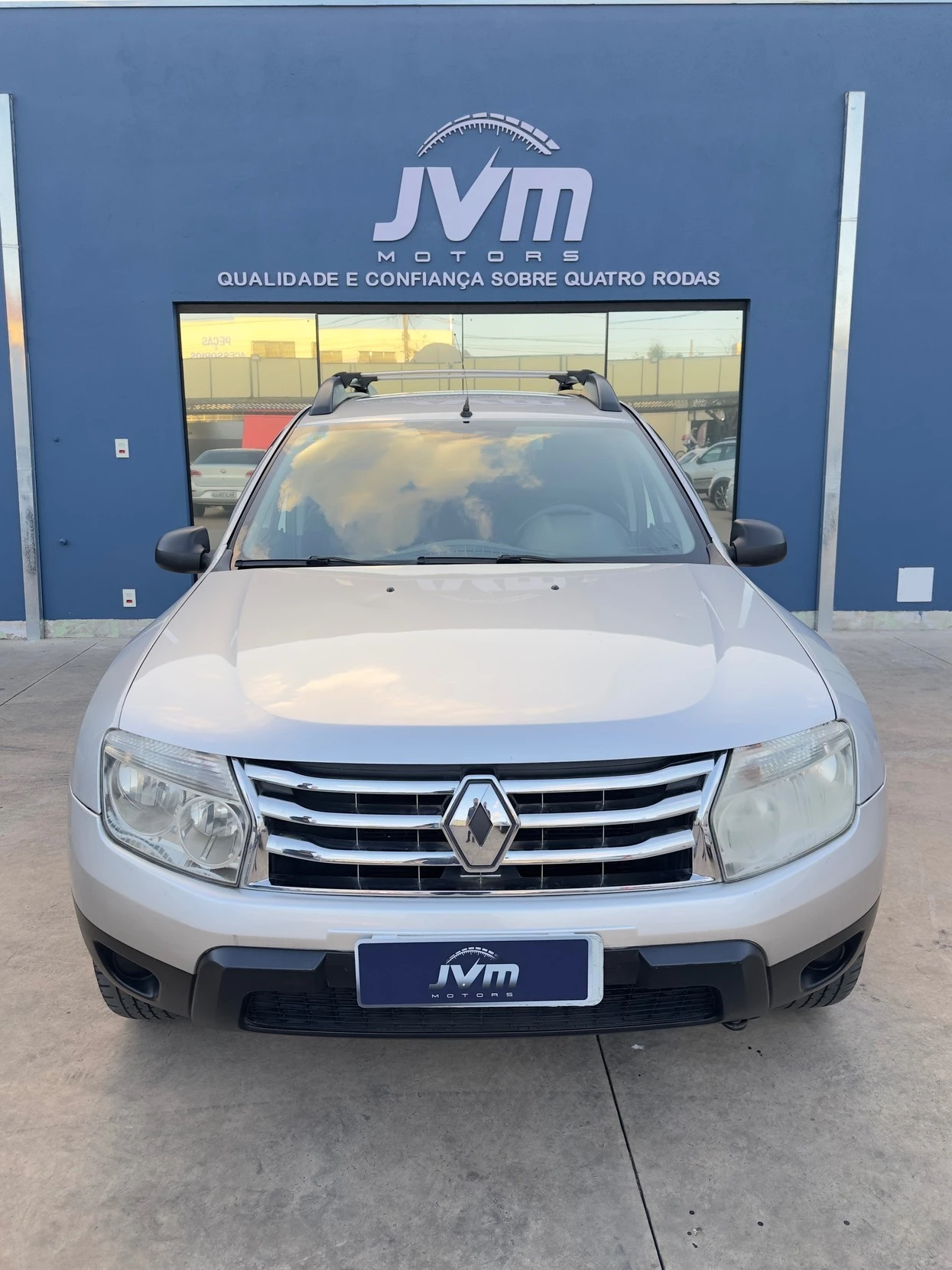 RENAULT DUSTER