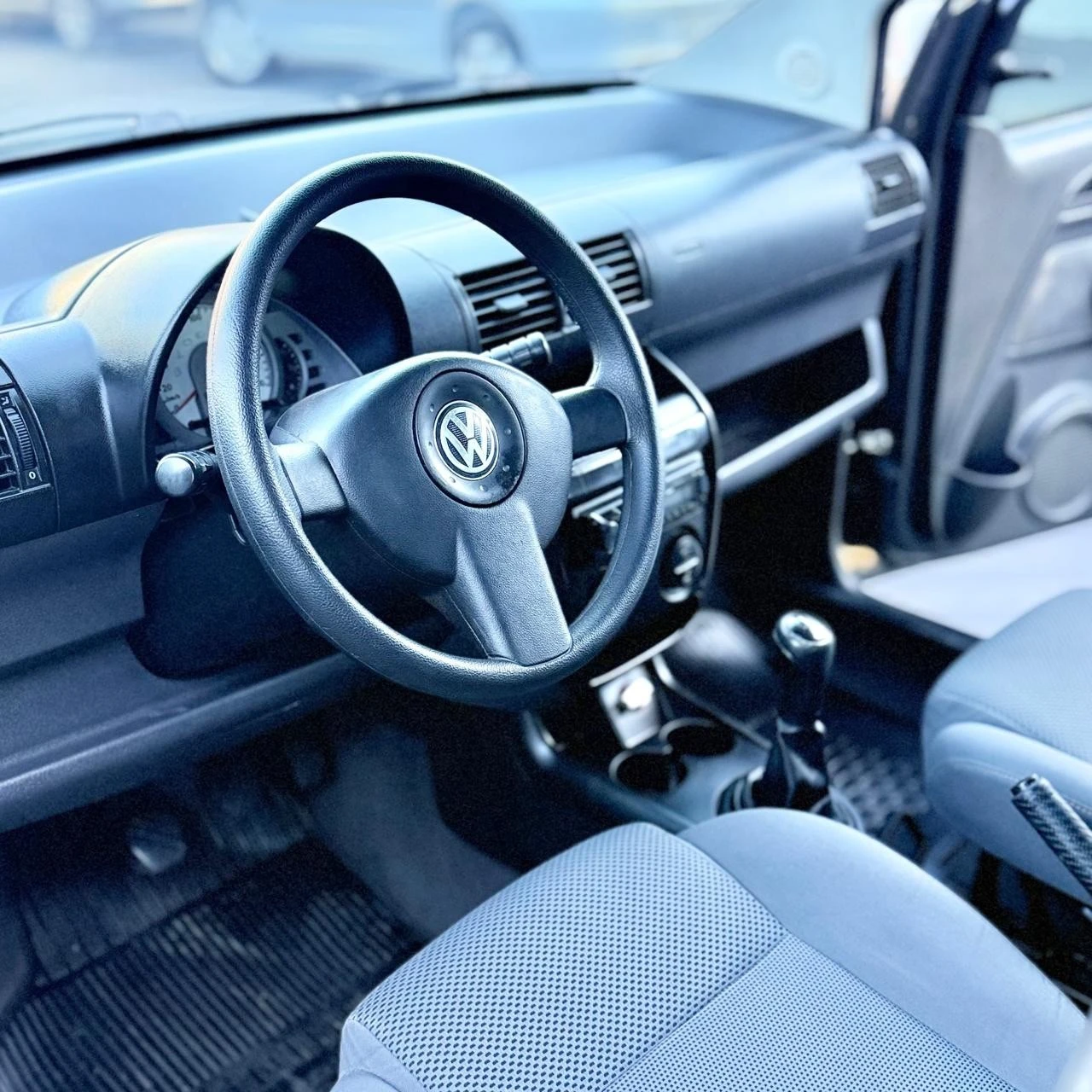 VOLKSWAGEN FOX