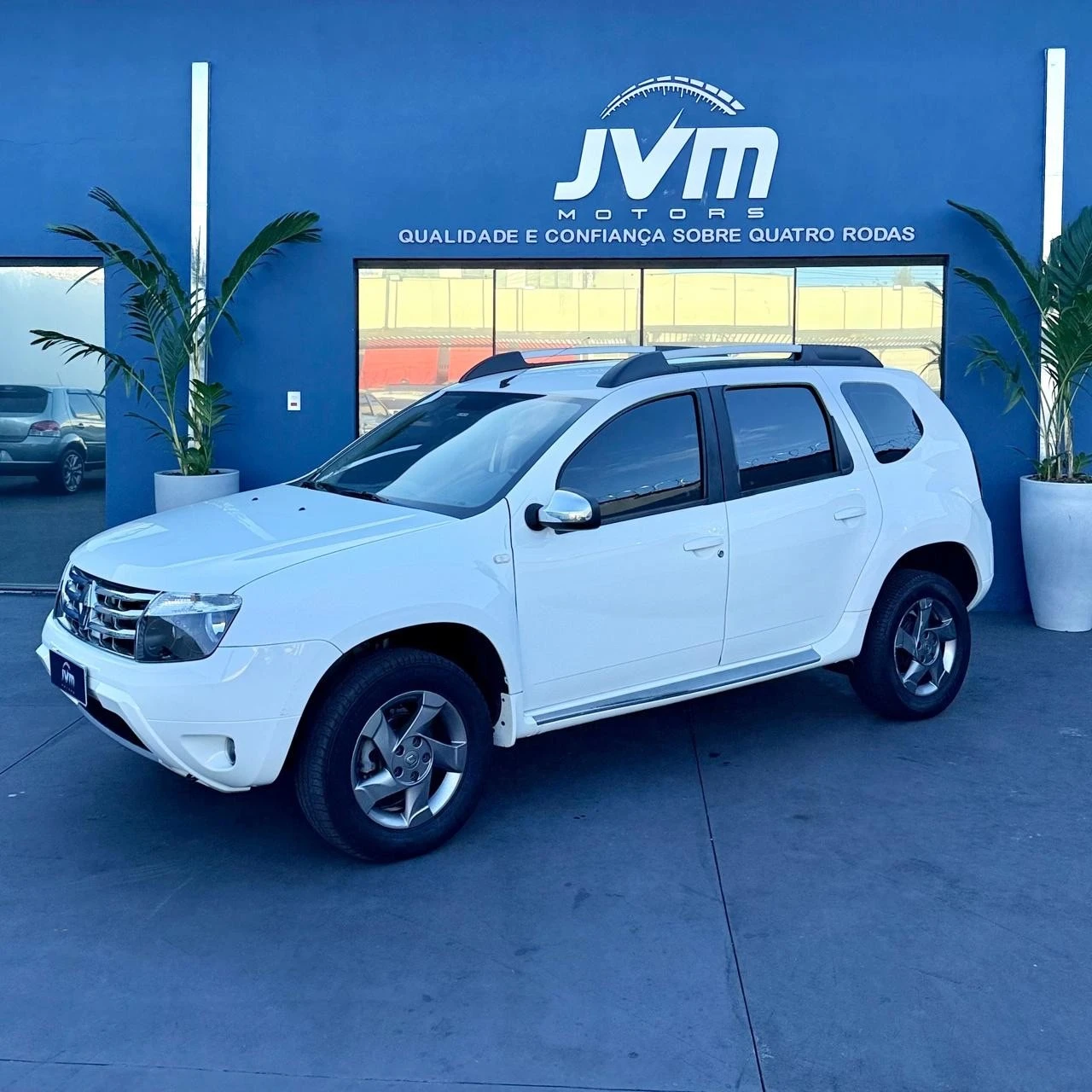 RENAULT DUSTER