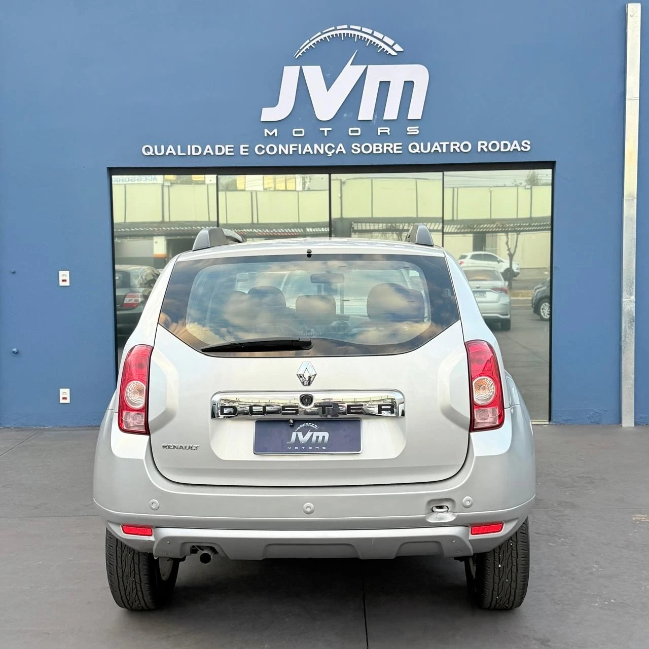 RENAULT DUSTER