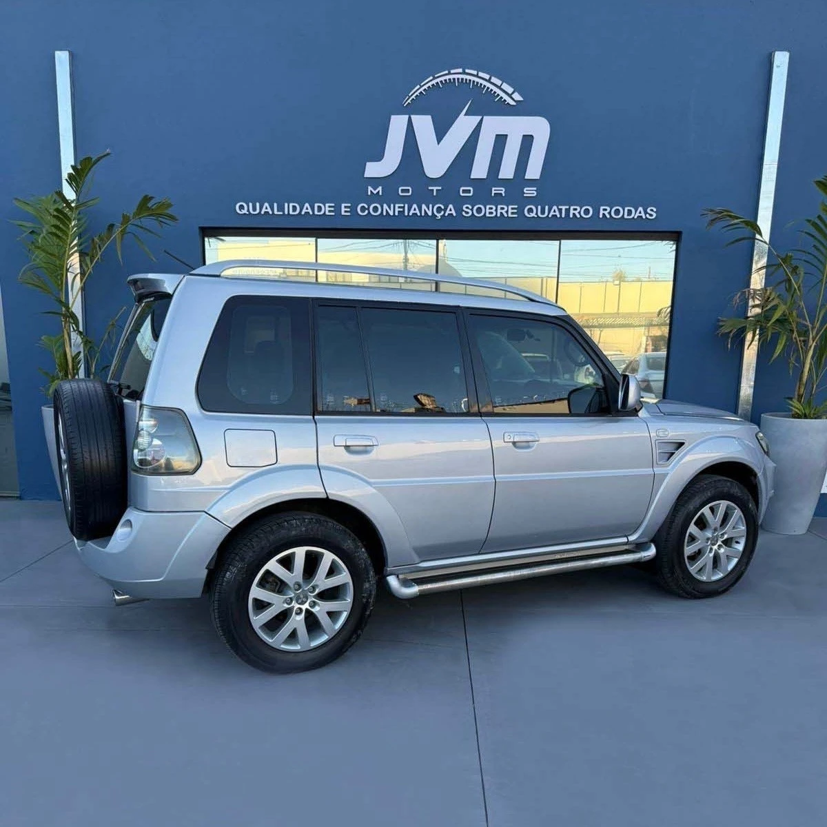 MITSUBISHI PAJERO TR4