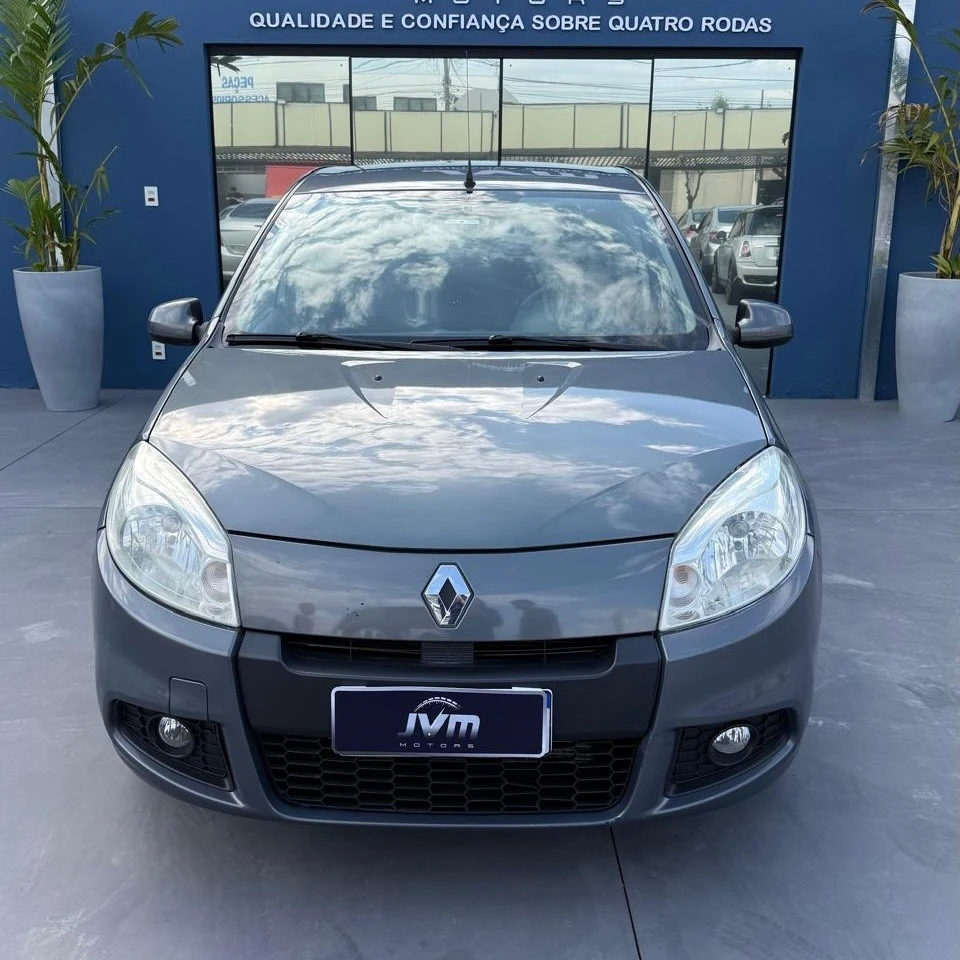 RENAULT SANDERO