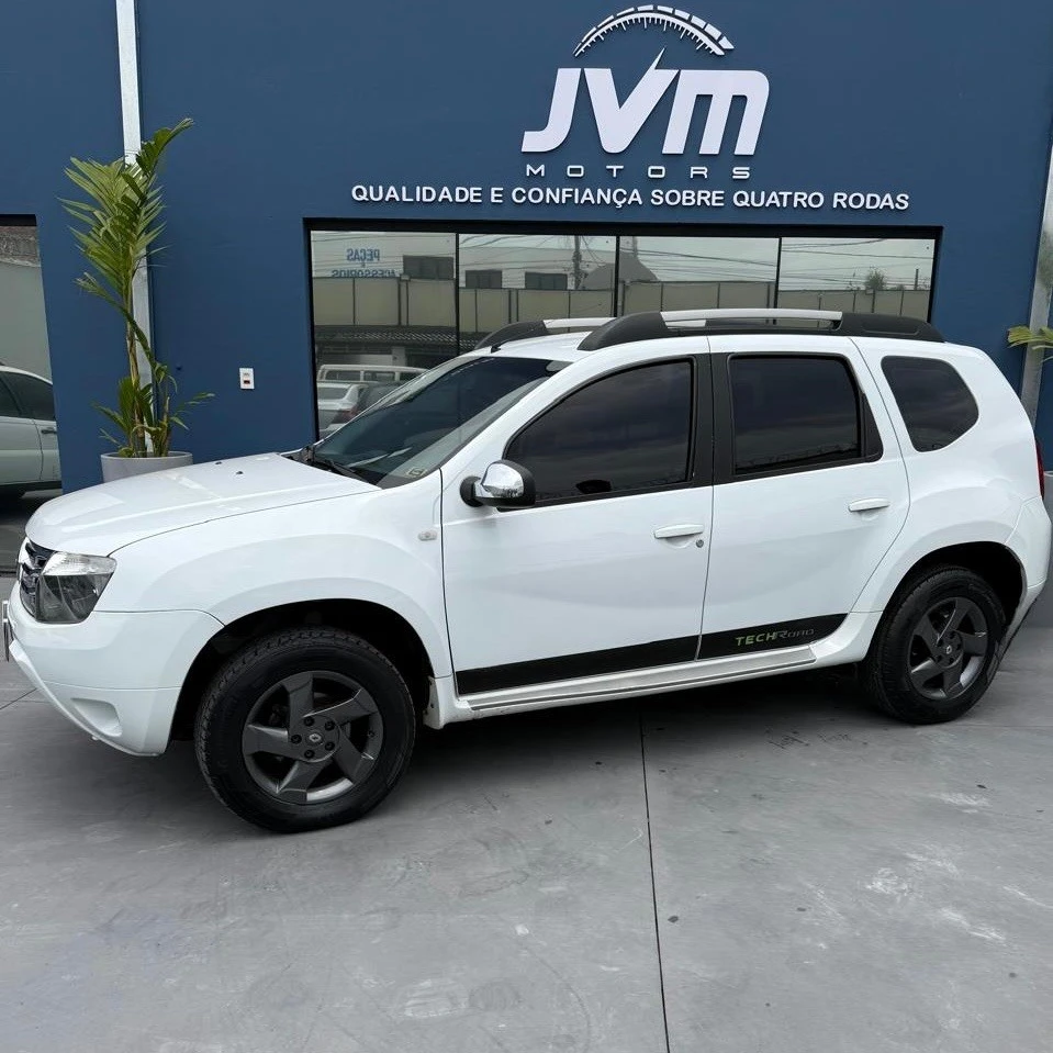RENAULT DUSTER