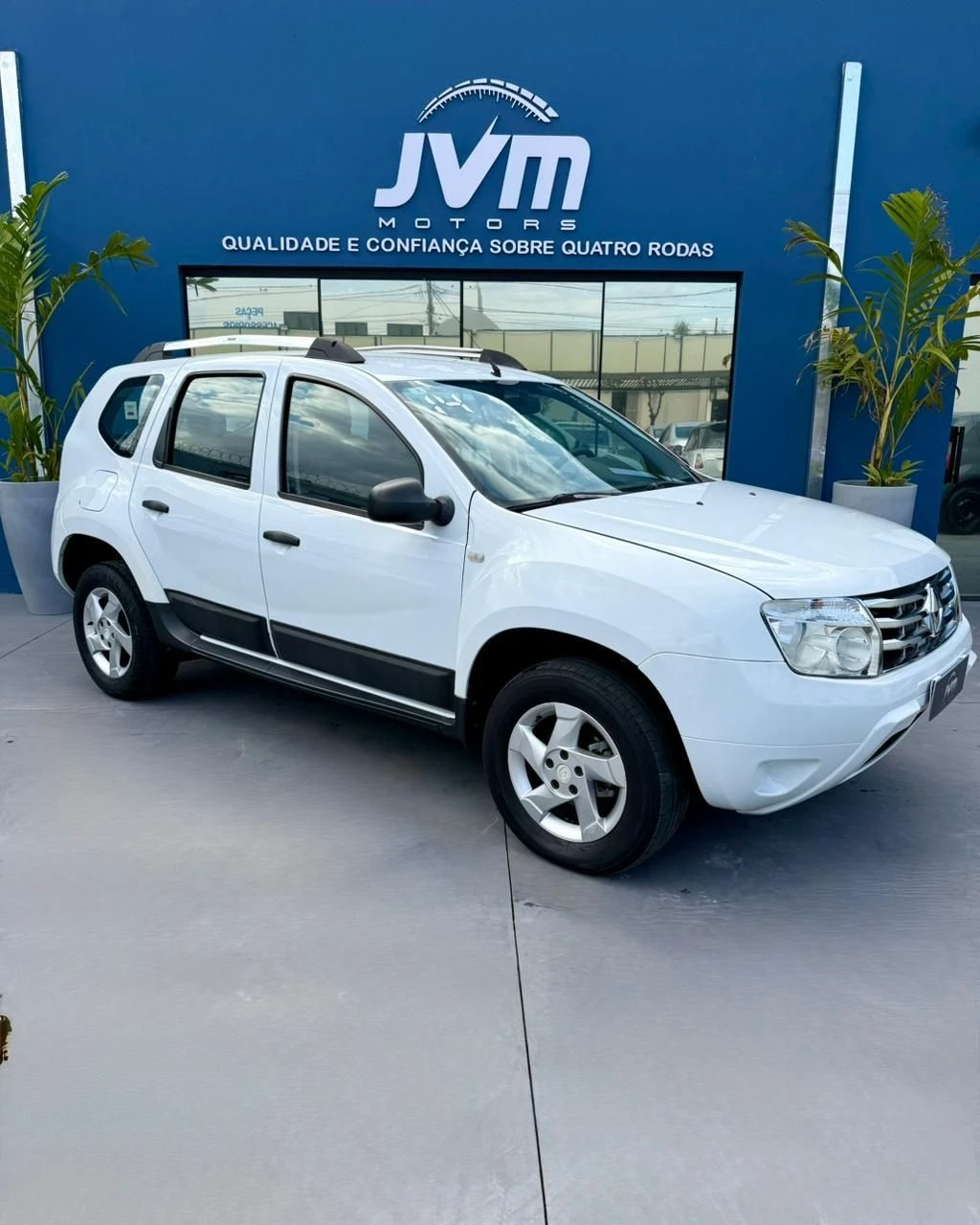 RENAULT DUSTER