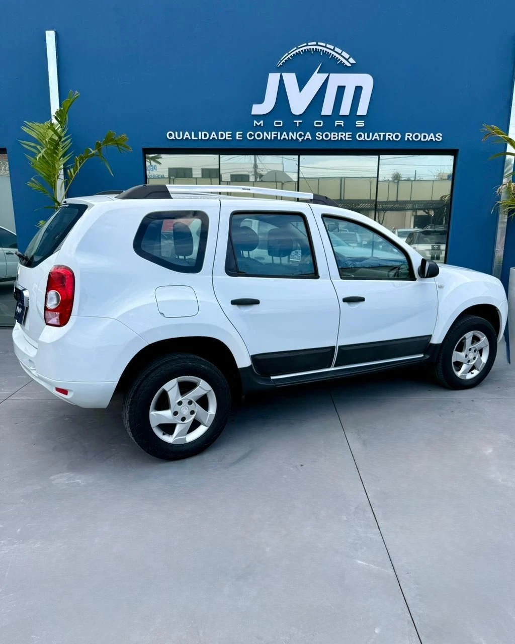 RENAULT DUSTER