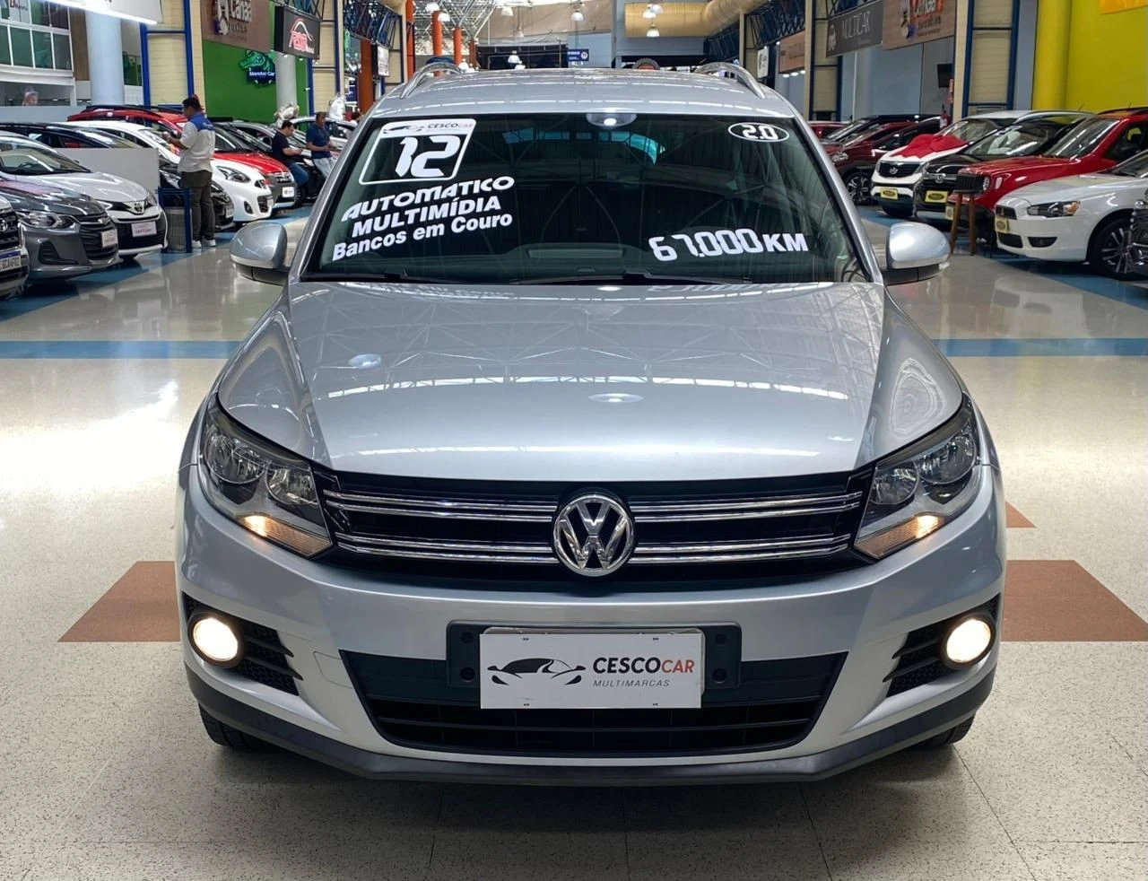 VOLKSWAGEN TIGUAN