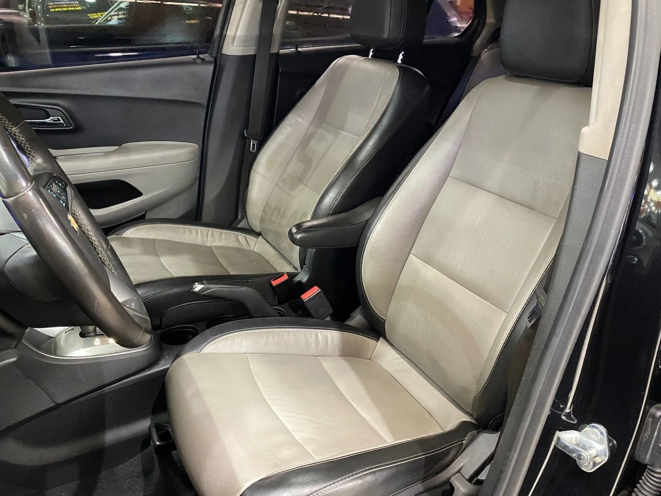 CHEVROLET TRACKER