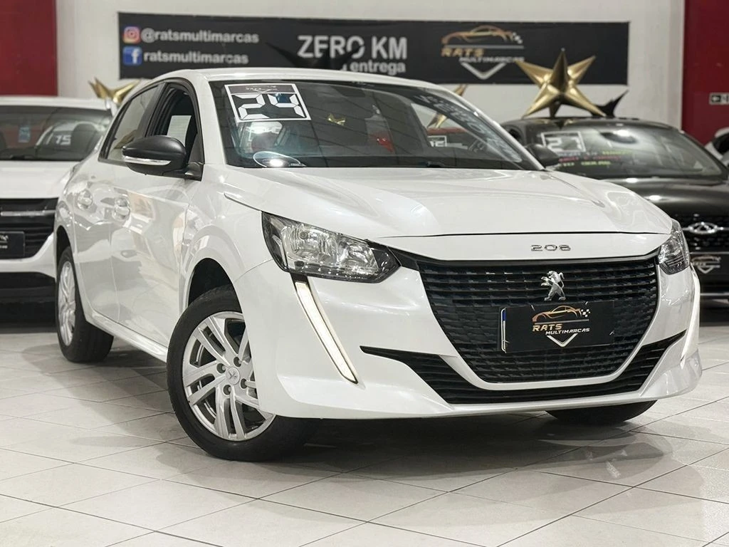 PEUGEOT 208