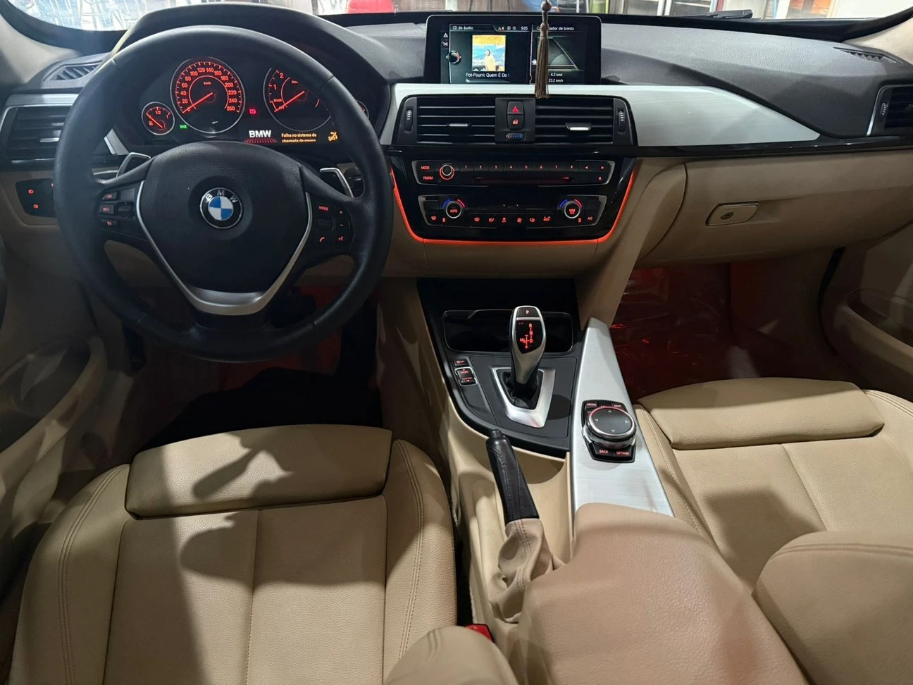 BMW 328i