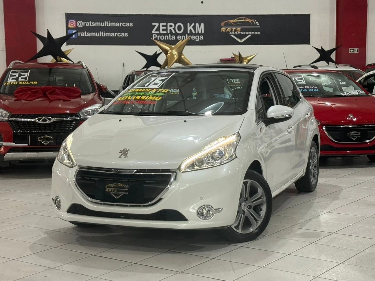PEUGEOT 208