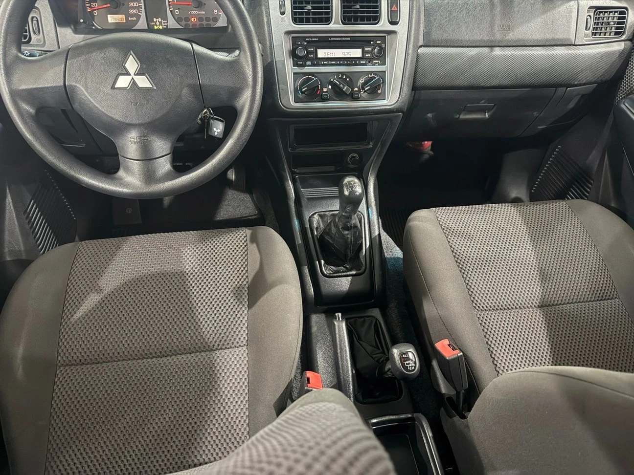 MITSUBISHI PAJERO TR4