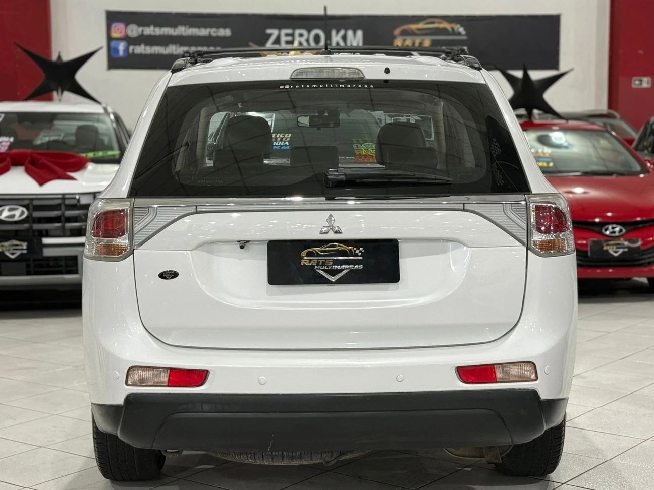 MITSUBISHI OUTLANDER