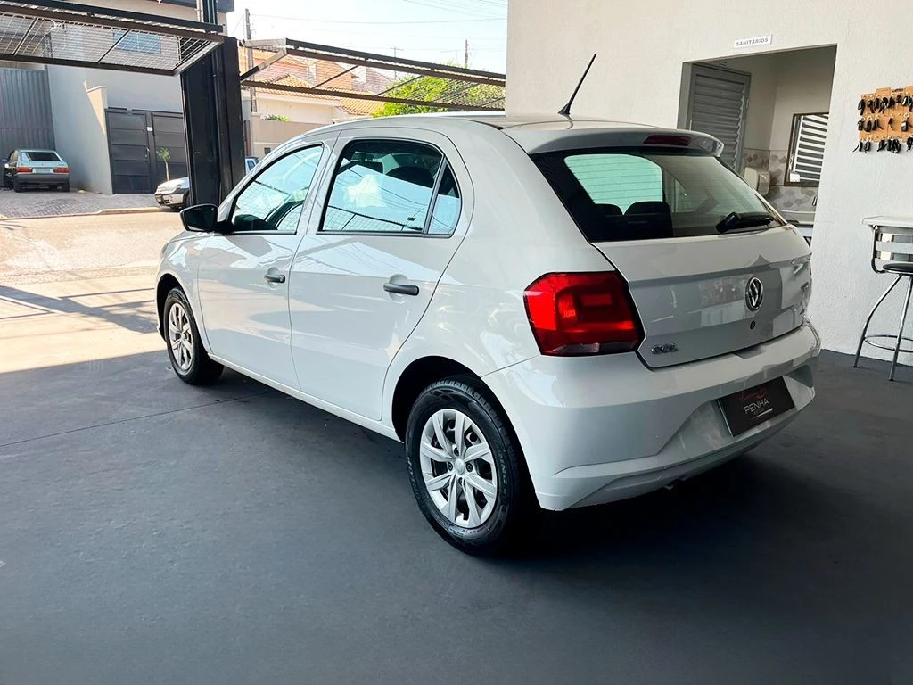 VOLKSWAGEN GOL