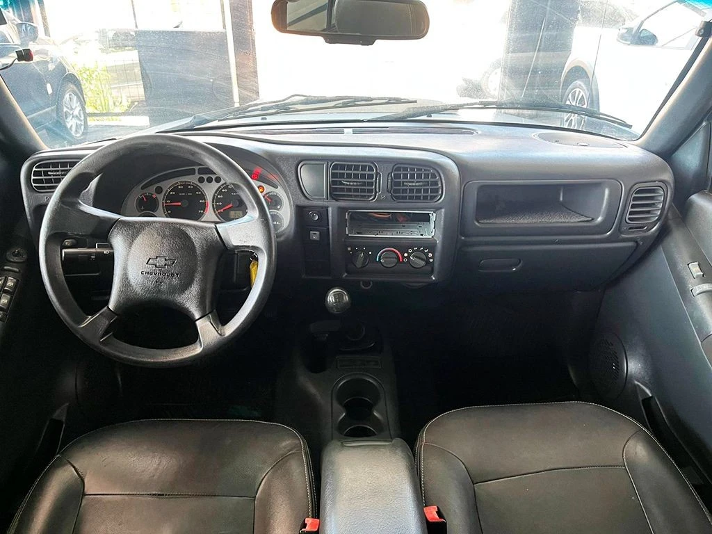 CHEVROLET S10