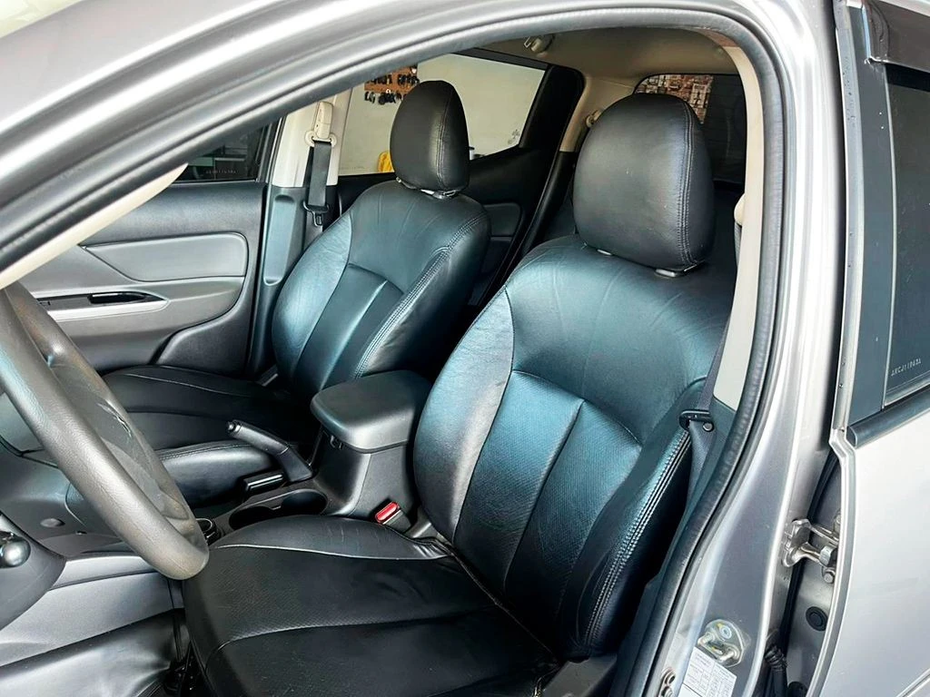 MITSUBISHI L200 TRITON