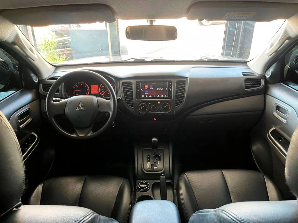 MITSUBISHI L200 TRITON