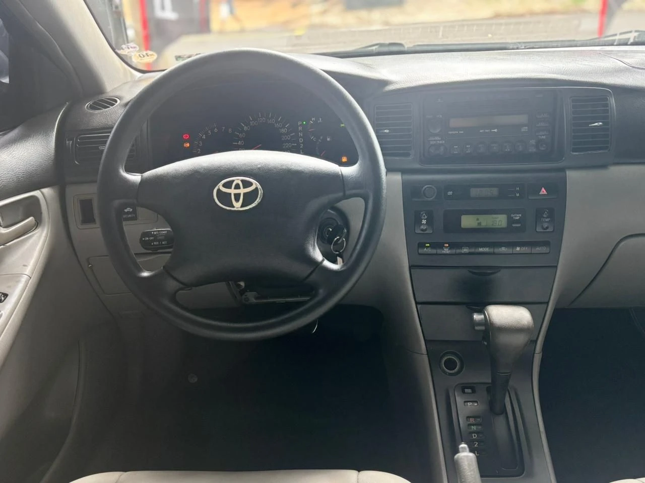 TOYOTA COROLLA