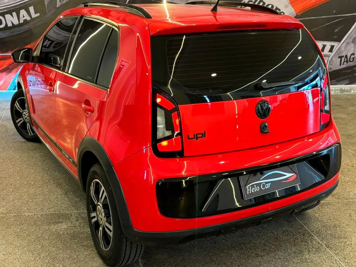 VOLKSWAGEN CROSS UP