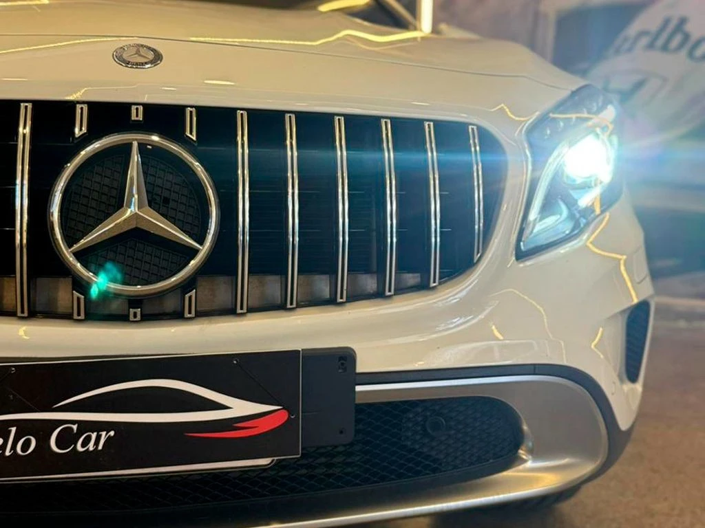 MERCEDES-BENZ GLA 200