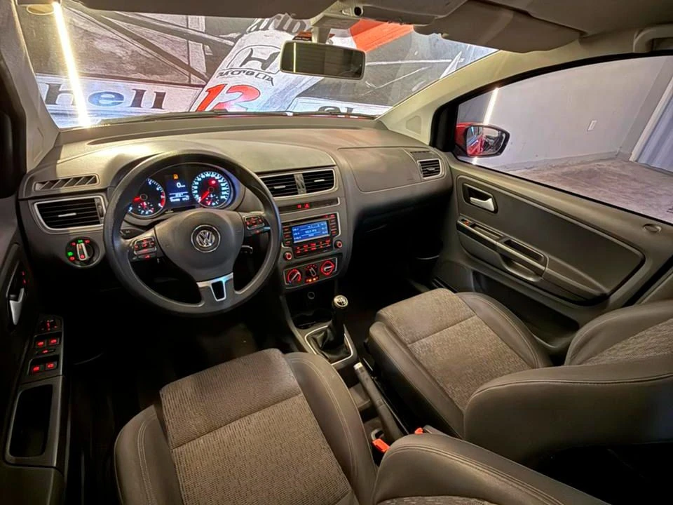 VOLKSWAGEN FOX