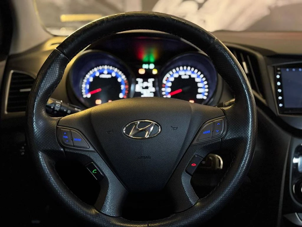 HYUNDAI HB20X