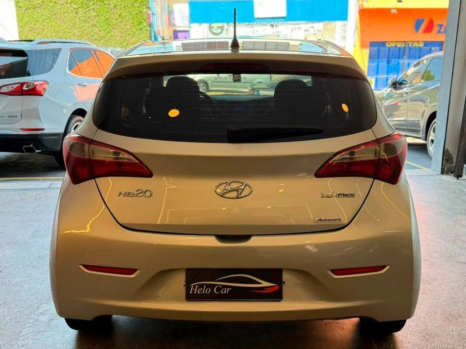 HYUNDAI HB20