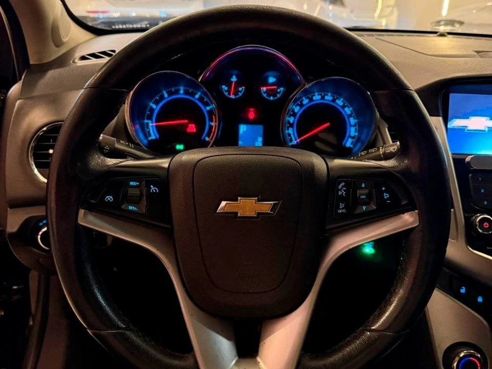 CHEVROLET CRUZE