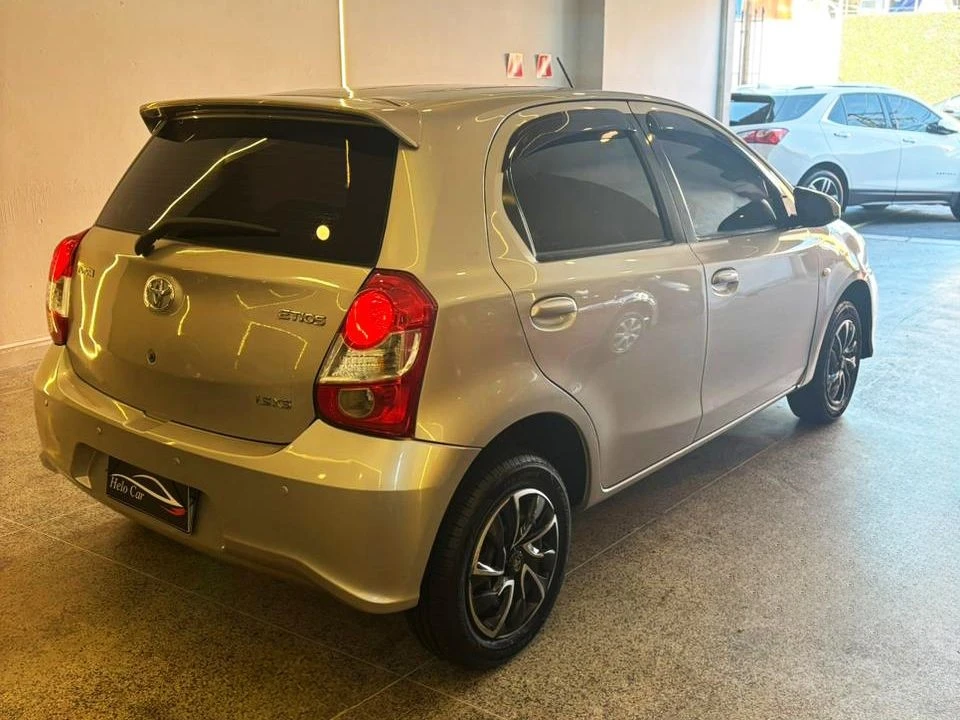TOYOTA ETIOS