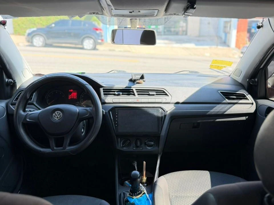 VOLKSWAGEN VOYAGE